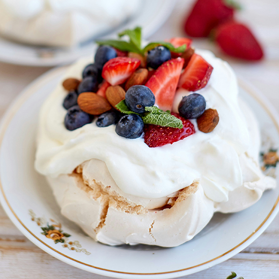 Pavlova.jpg
